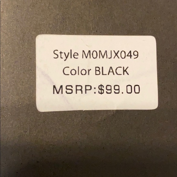 Marc New York (Andrew Marc) - Picture 3 of 3